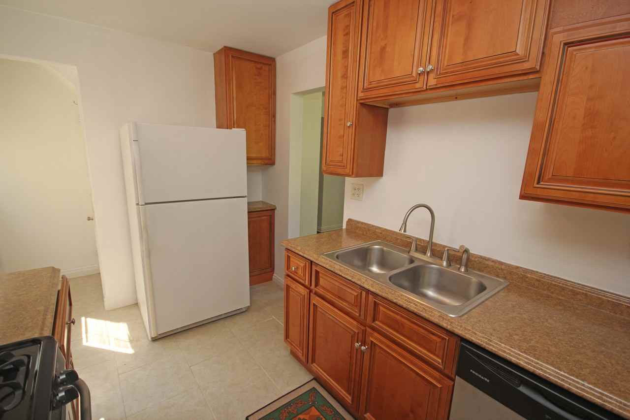 9721 Greenwood Ter #1 - Photo 3 of 10