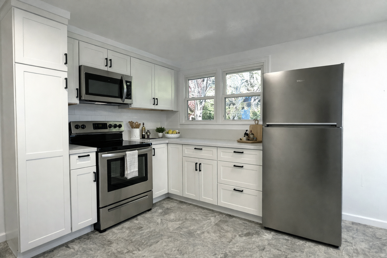 16748 Linden Ave N #1 - Photo 5 of 11