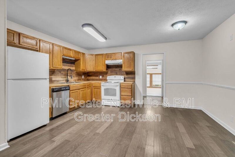 3153 E Lake Dr - Photo 7 of 28