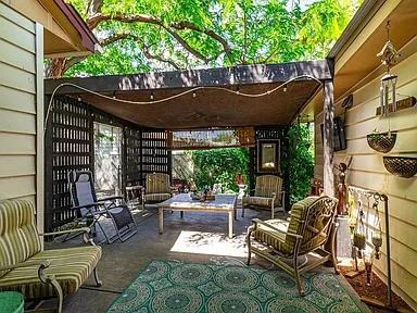 1505 N 20th St #2 - Photo 3 of 11