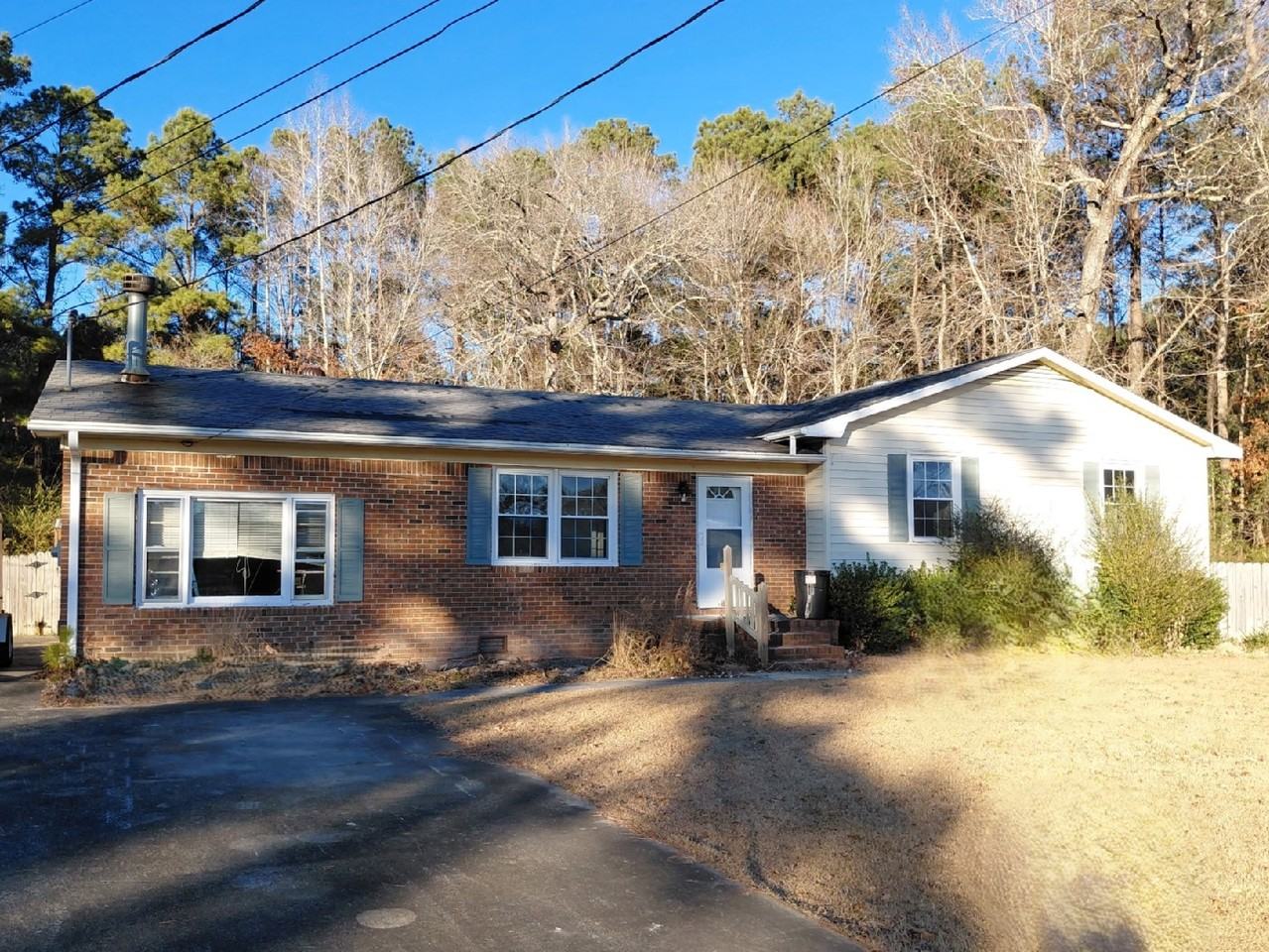 Curated visual reference: Gallery Detail: 120 Wanchese Way New Bern Nc 28560 4 Bedroom House