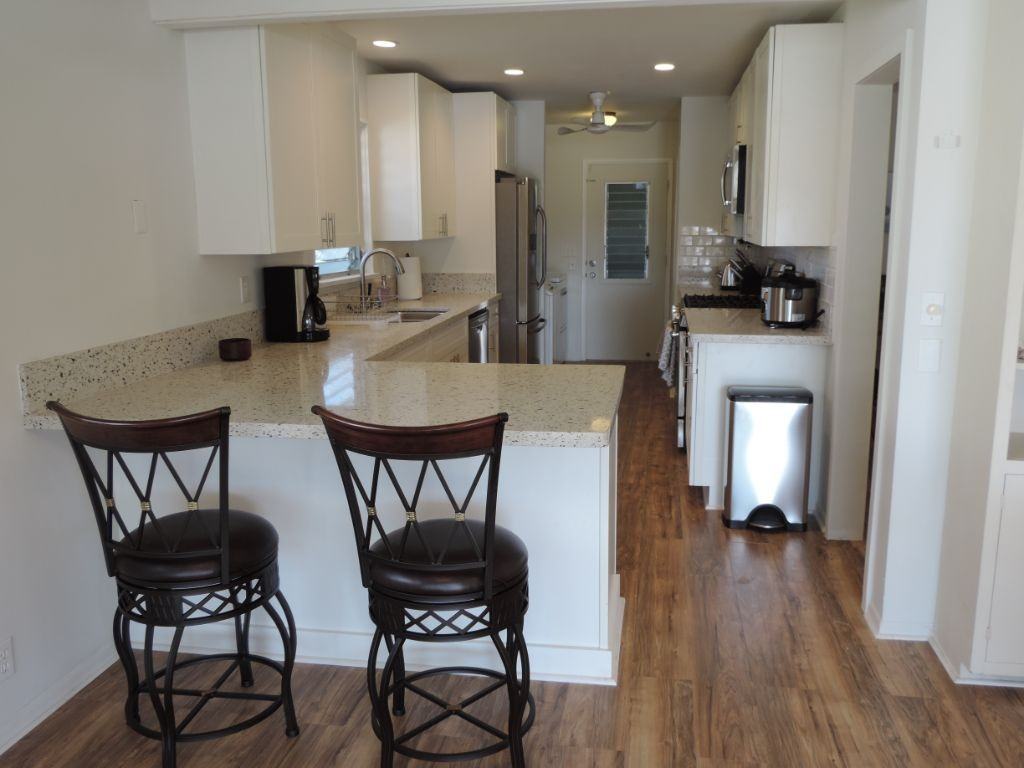 553 Kumukahi Pl #NA - Photo 5 of 20