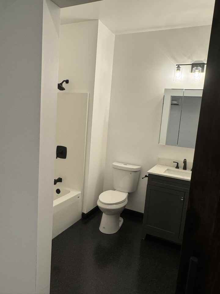 24 Beacon St #212D - Photo 6 of 13