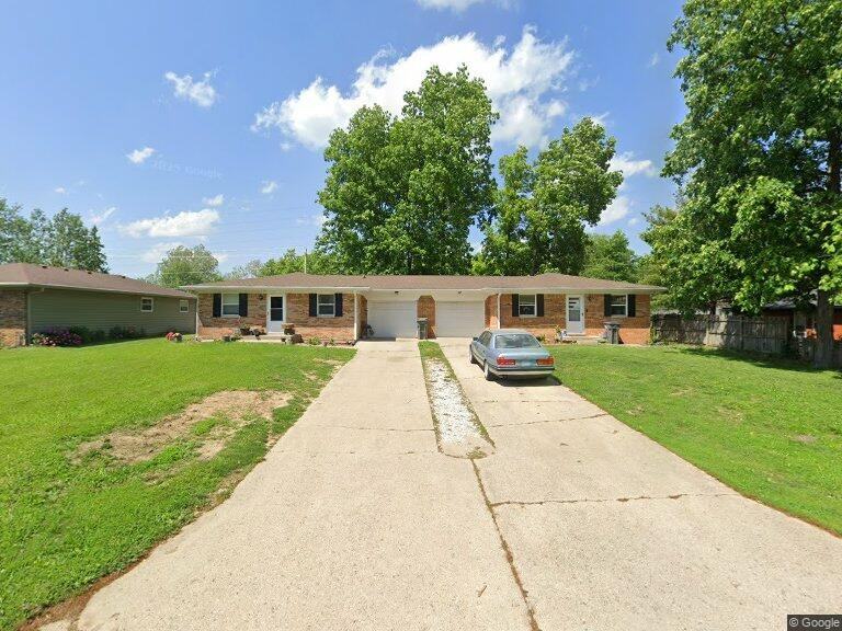 4030 Redfern Dr #NA - Photo 3 of 21