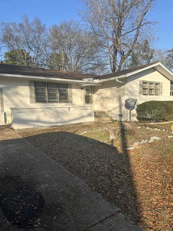 205 Mccrary Dr #NA - Photo 2 of 29