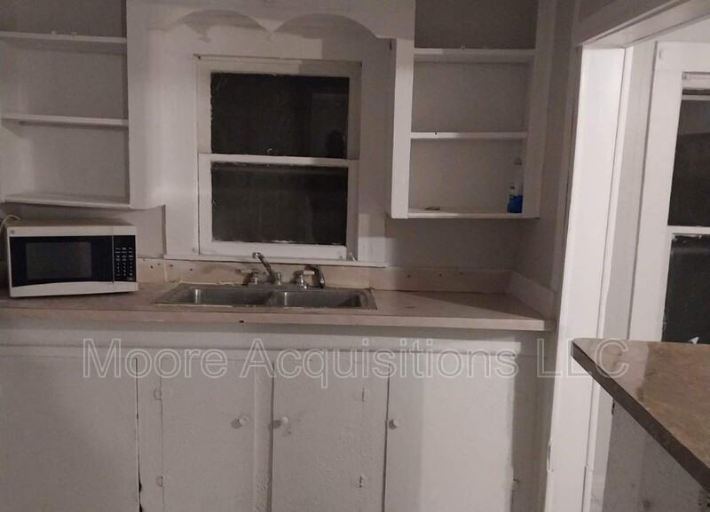 1811 Nowlin St - Photo 6 of 19