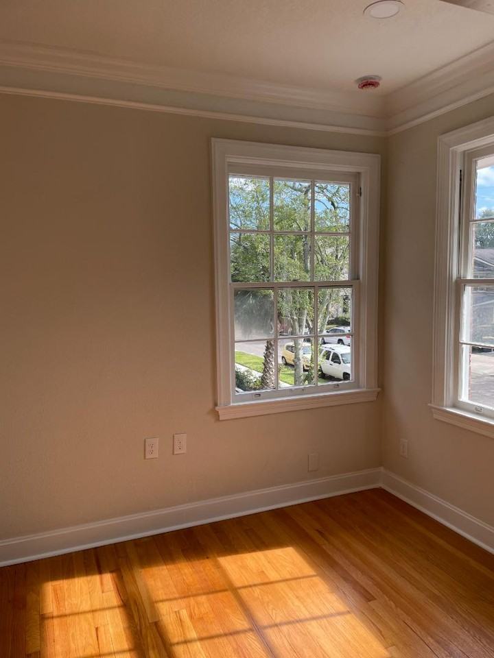 2147 Saint Johns Ave - Photo 7 of 11