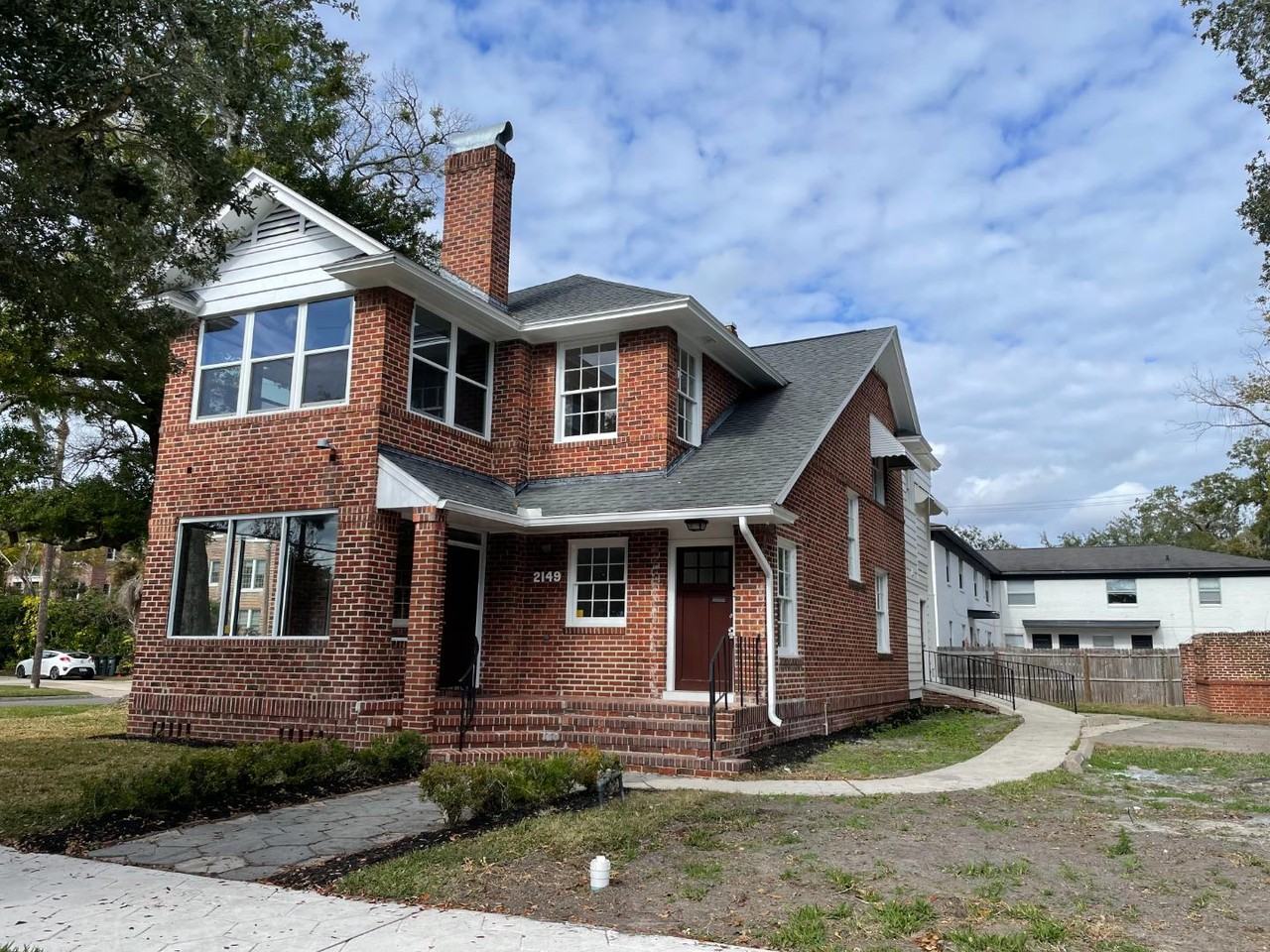 2149 Saint Johns Ave - Photo 2 of 11