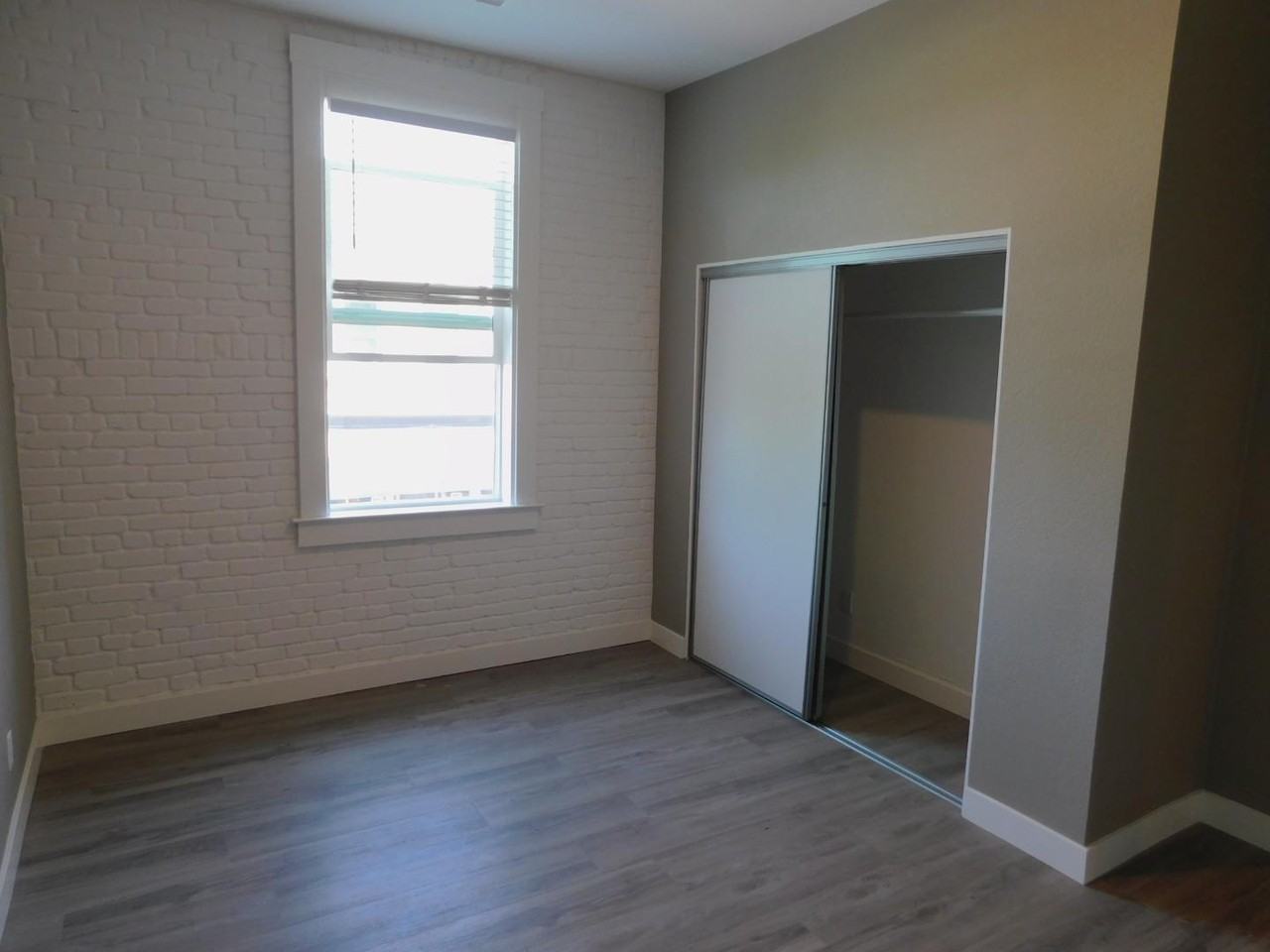 621 W 2nd St. - Photo 7 of 10