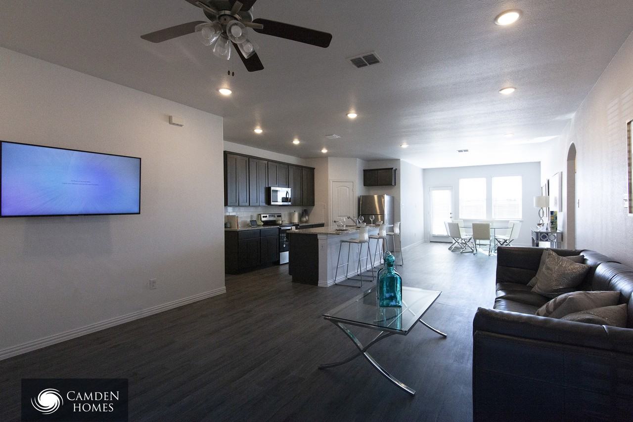 163 Yale Ave #1 - Photo 4 of 10