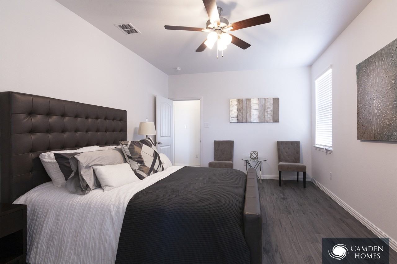 163 Yale Ave #1 - Photo 6 of 10