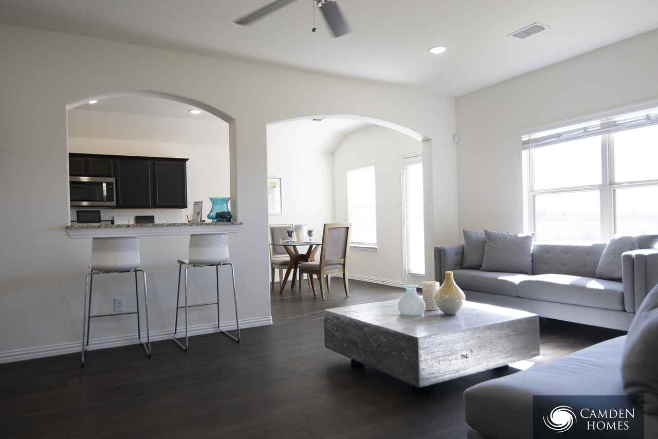 10153 Manzanilla Ave #1 - Photo 3 of 16