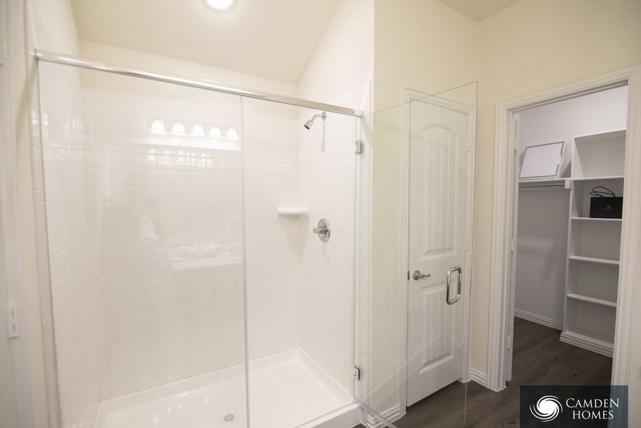 10153 Manzanilla Ave #1 - Photo 5 of 16