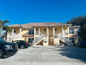 909 SW 47th Ter - Photo 1 of 1