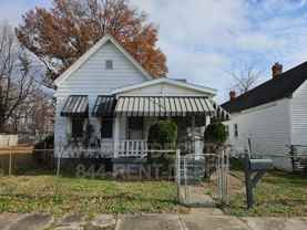 304 S Grand Ave - Photo 1 of 1