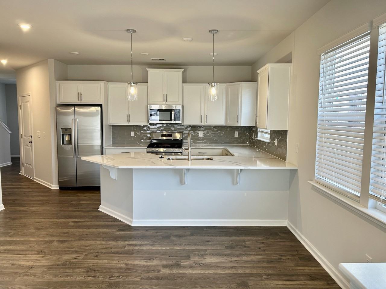 12 Eugenia Duke Ct #1 - Photo 5 of 32