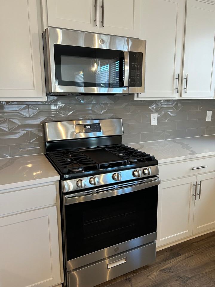 12 Eugenia Duke Ct #1 - Photo 6 of 32