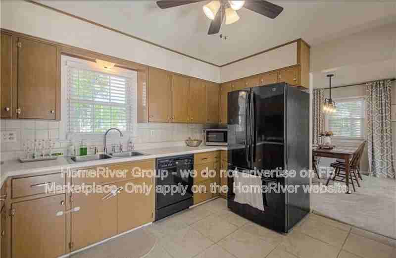 6808 N Flora Ave - Photo 3 of 10