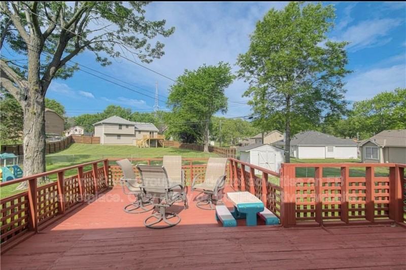 6808 N Flora Ave - Photo 5 of 10