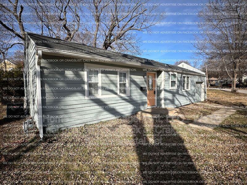 3416 S Overton Ave - Photo 3 of 32