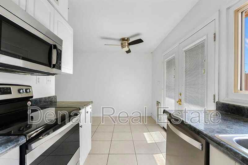 1232 E Baker Dr - Photo 3 of 19