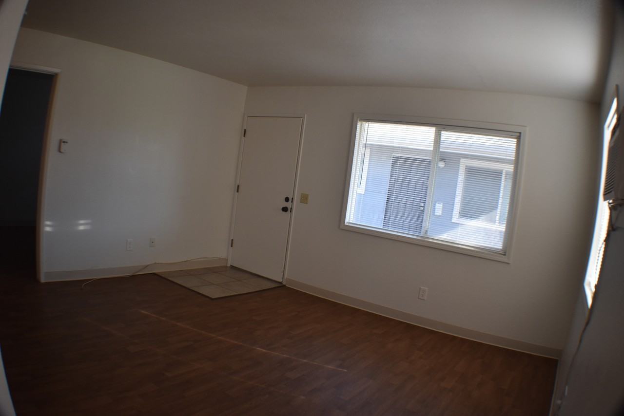 302 Sacramento St #A - Photo 3 of 10