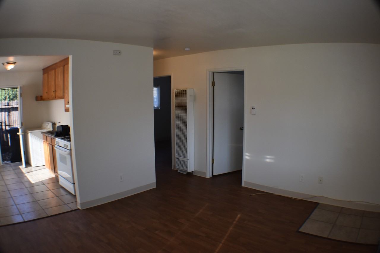 302 Sacramento St #A - Photo 7 of 10