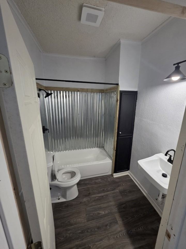 2900 Center St #NA - Photo 2 of 12