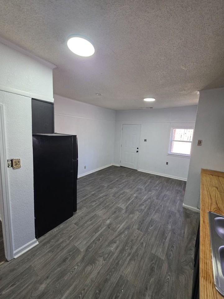 2900 Center St #NA - Photo 4 of 11