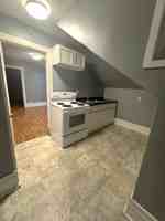 featured image of 385 Lutz St #5