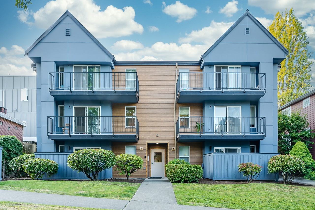 2010 S Main St #304 - Photo 6 of 7