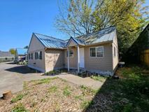 4553 Ne 105th Ave #2 - Photo 1 of 1