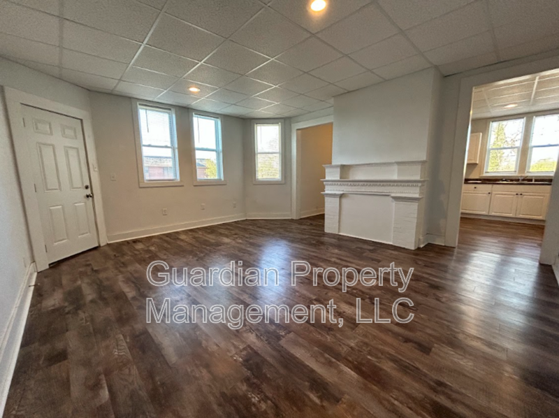 108 N Buchanan St #3 - Photo 2 of 14