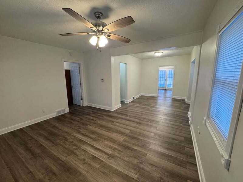 3528 Rollins Ave - Photo 3 of 23