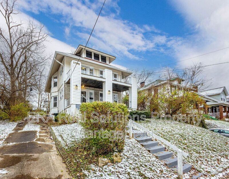 2243 Hannaford Ave - Photo 2 of 35