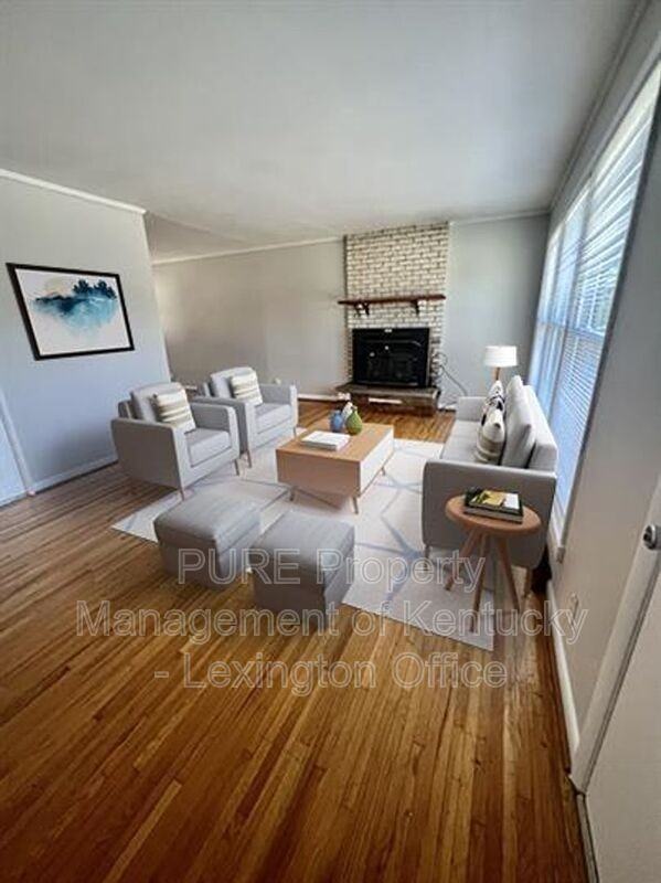 2364 Shandon Dr - Photo 2 of 13