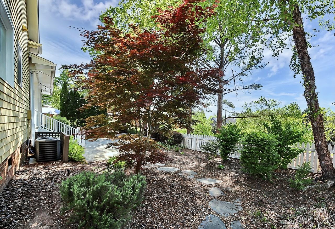 2300 Mirow Pl #1 - Photo 6 of 45