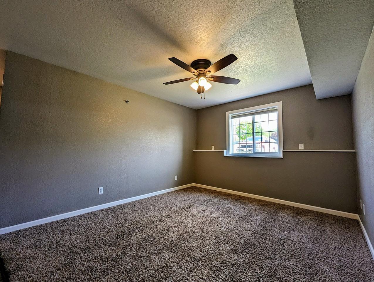 1319 B Ave W #25 - Photo 4 of 22