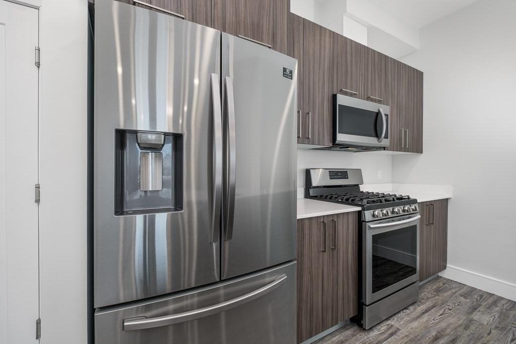 16 Laurel St #201 - Photo 3 of 22