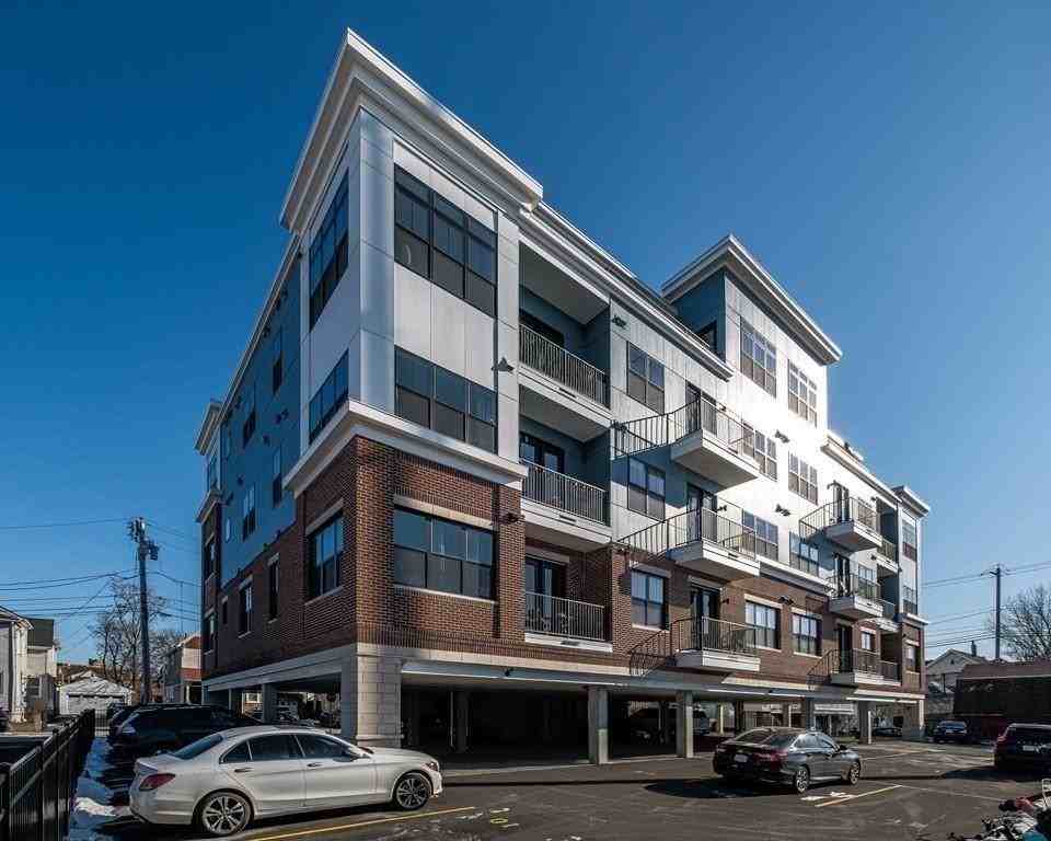 16 Laurel St #502 - Photo 6 of 8