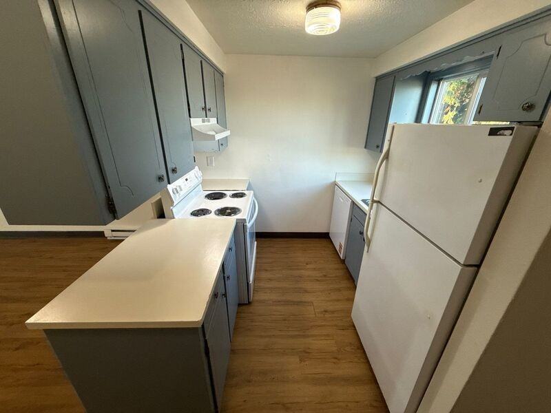 4135 State St #16 - Photo 7 of 20