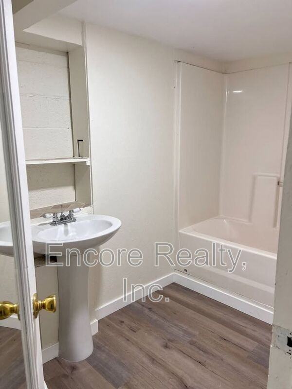 Vista Way - Photo 3 of 7