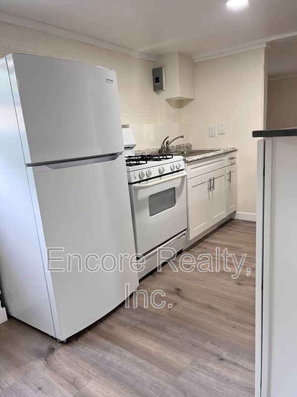 Vista Way - Photo 5 of 7