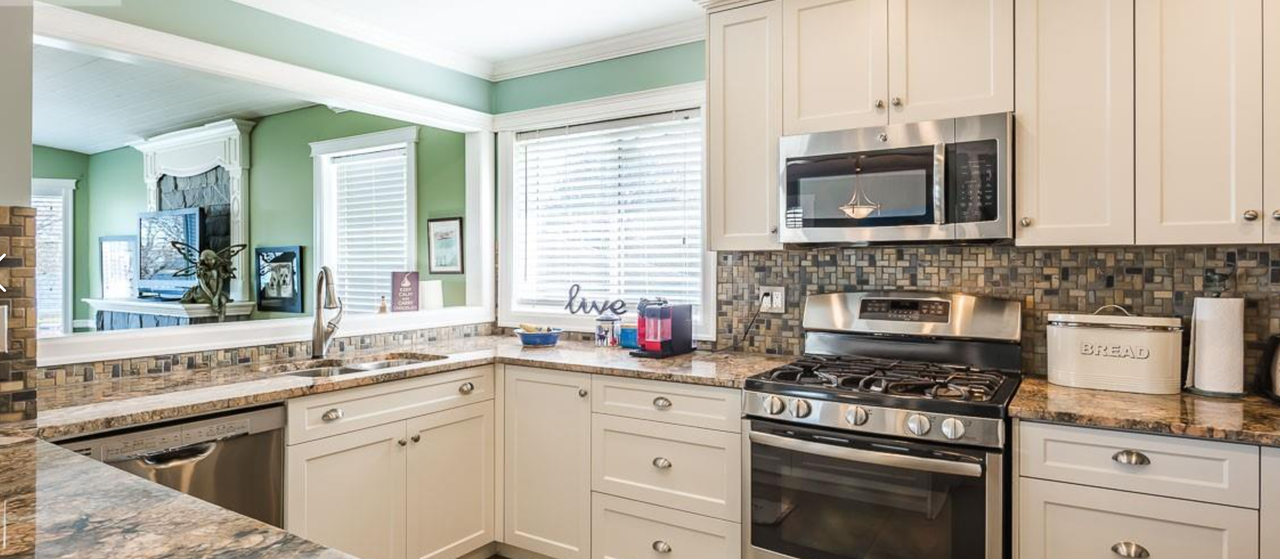 2745 Departure Bay Rd Uppr - Photo 6 of 24