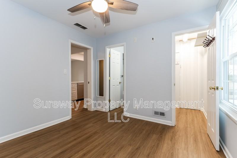 534 Willow Turn #B - Photo 6 of 10