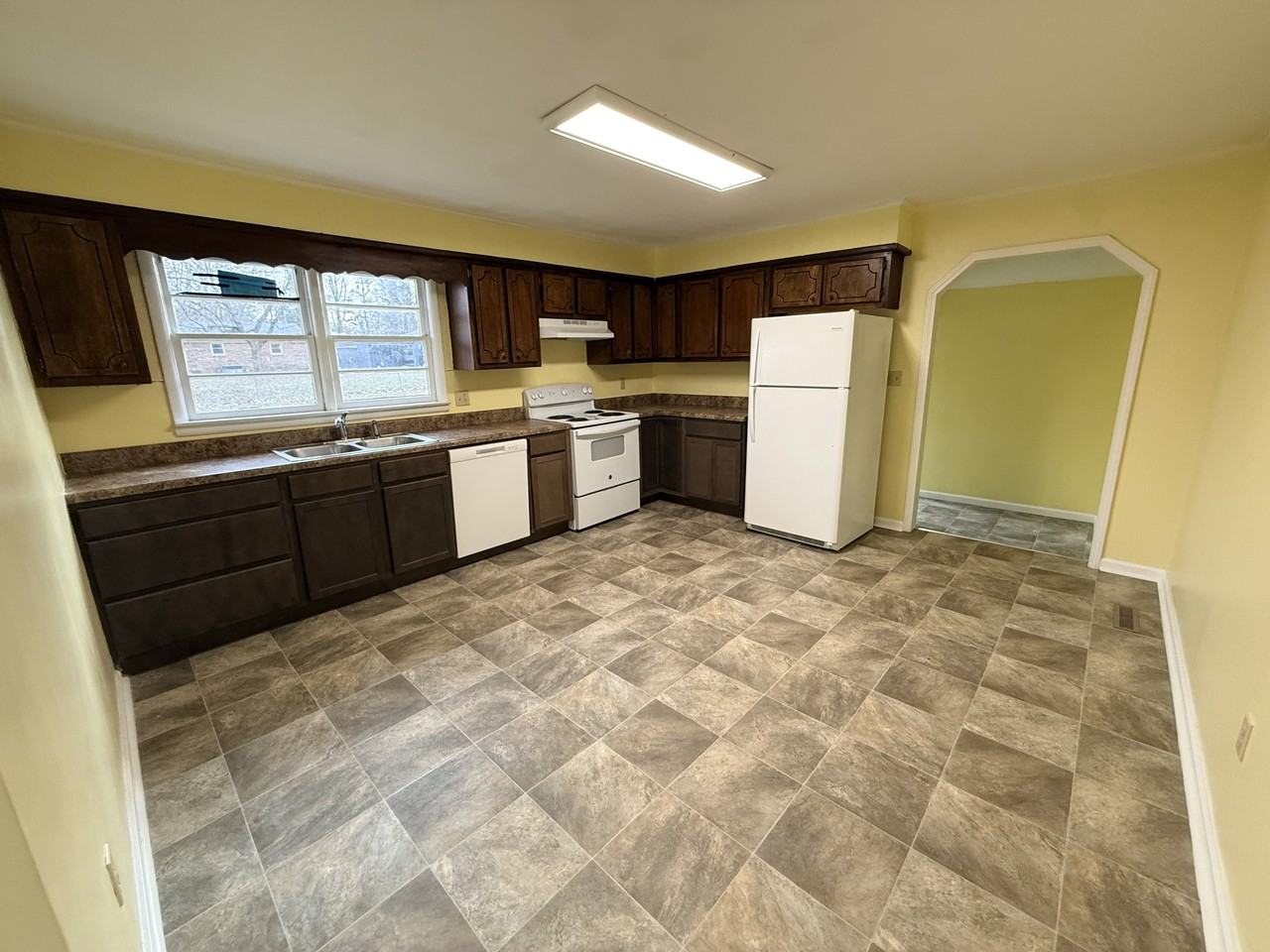 608 Mount Pelia Rd #1 - Photo 2 of 19