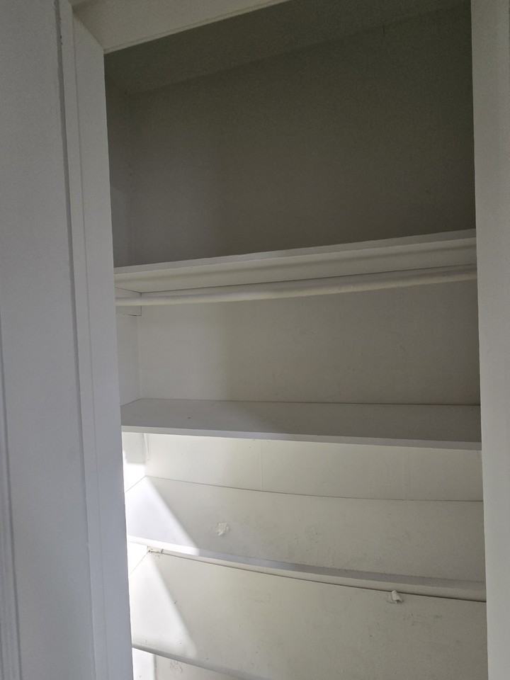 1642 N Erie St #1 - Photo 4 of 21