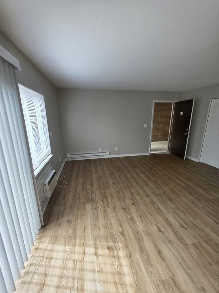 Catalina Dr #B9 - Photo 3 of 19