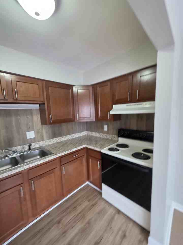 Catalina Dr #B12 - Photo 6 of 18