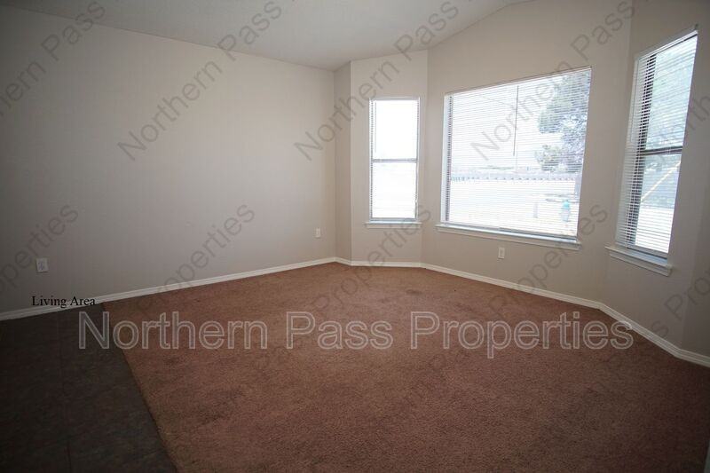 10002 Cross St - Photo 3 of 23